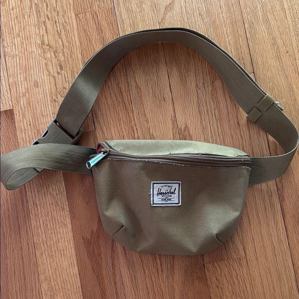 Herschel Supply Company Green Belt Bag with Adjustable Strap